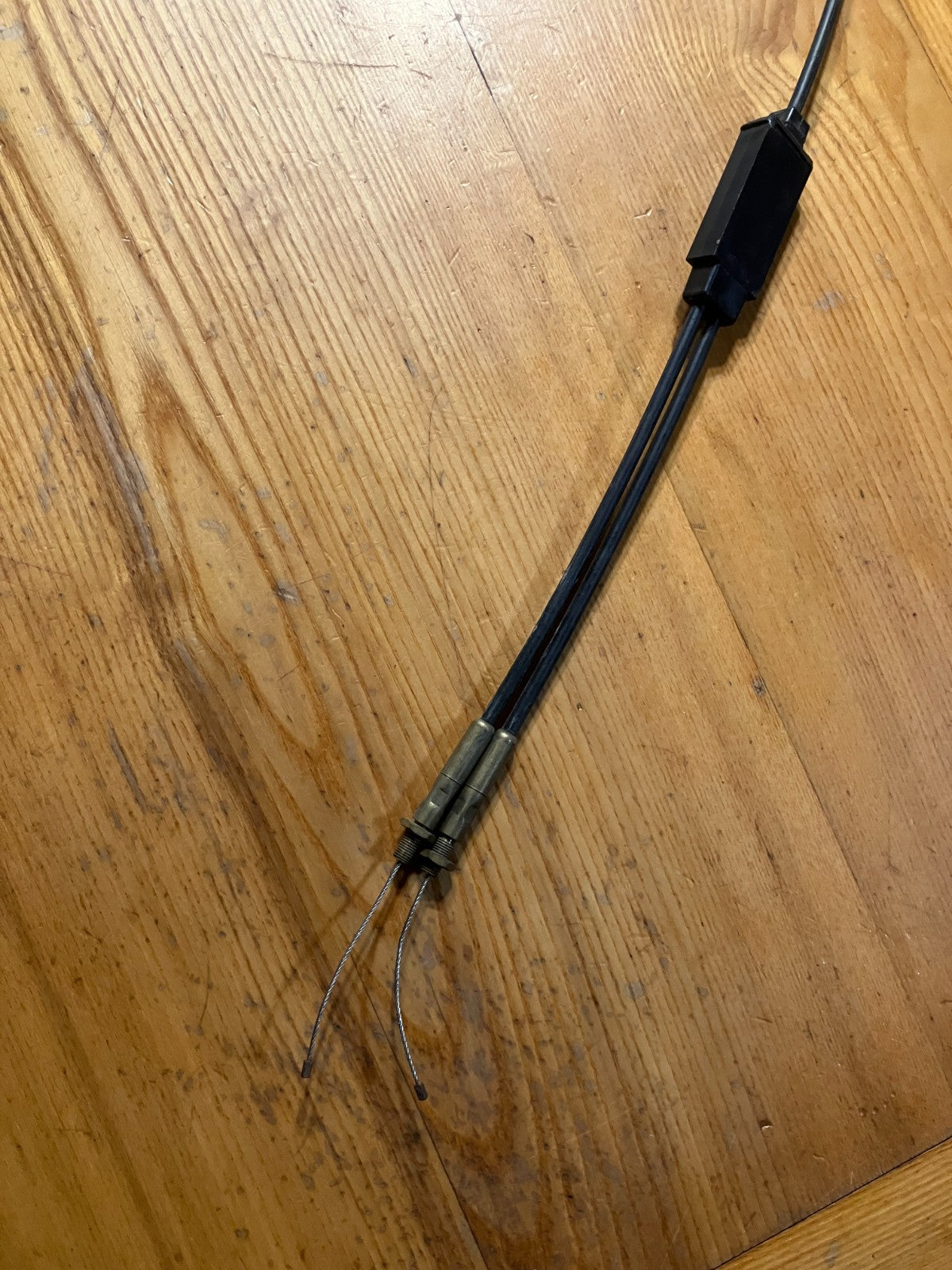 Vintage NOS Polaris 70-71 Throttle Cable - 32 Inch Replacement Part