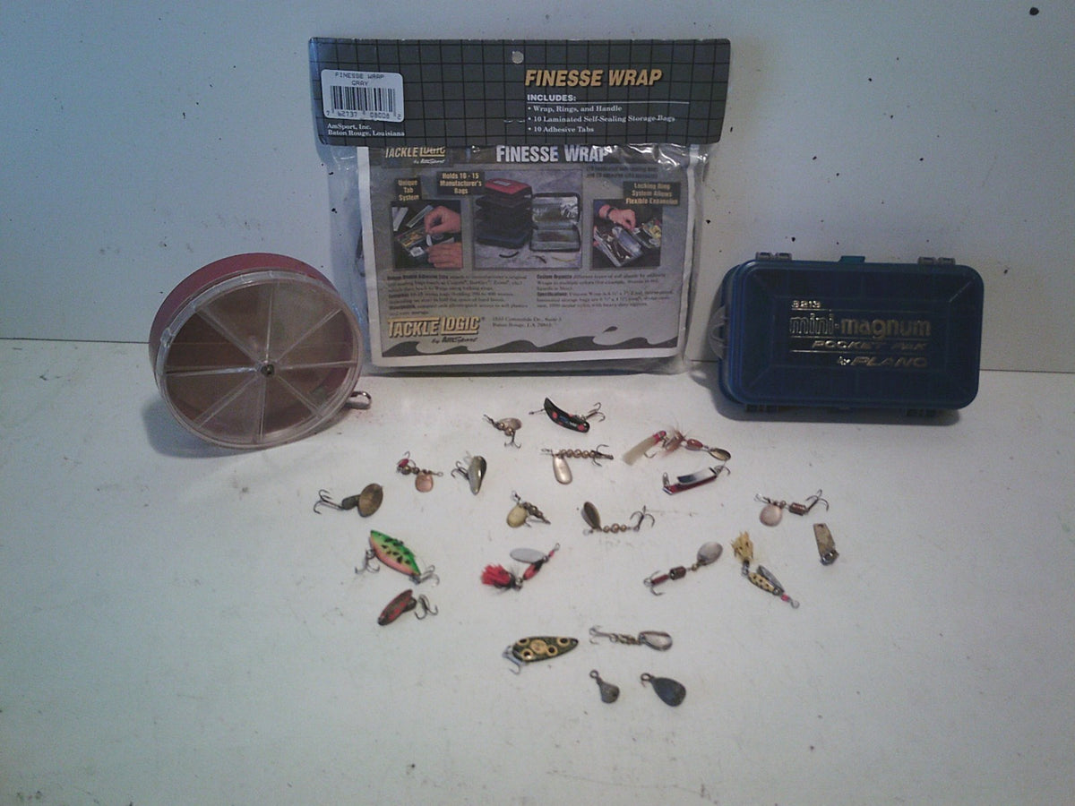 Fishing Tackle Box with 19 Vintage Lures & Roto Case - Free Shipping
