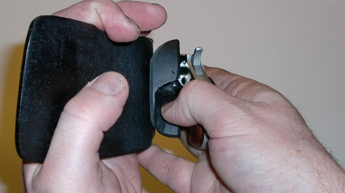Concealed Wallet Holster for NAA 22MS 1-1/8 Barrel - Right & Left Hand Options