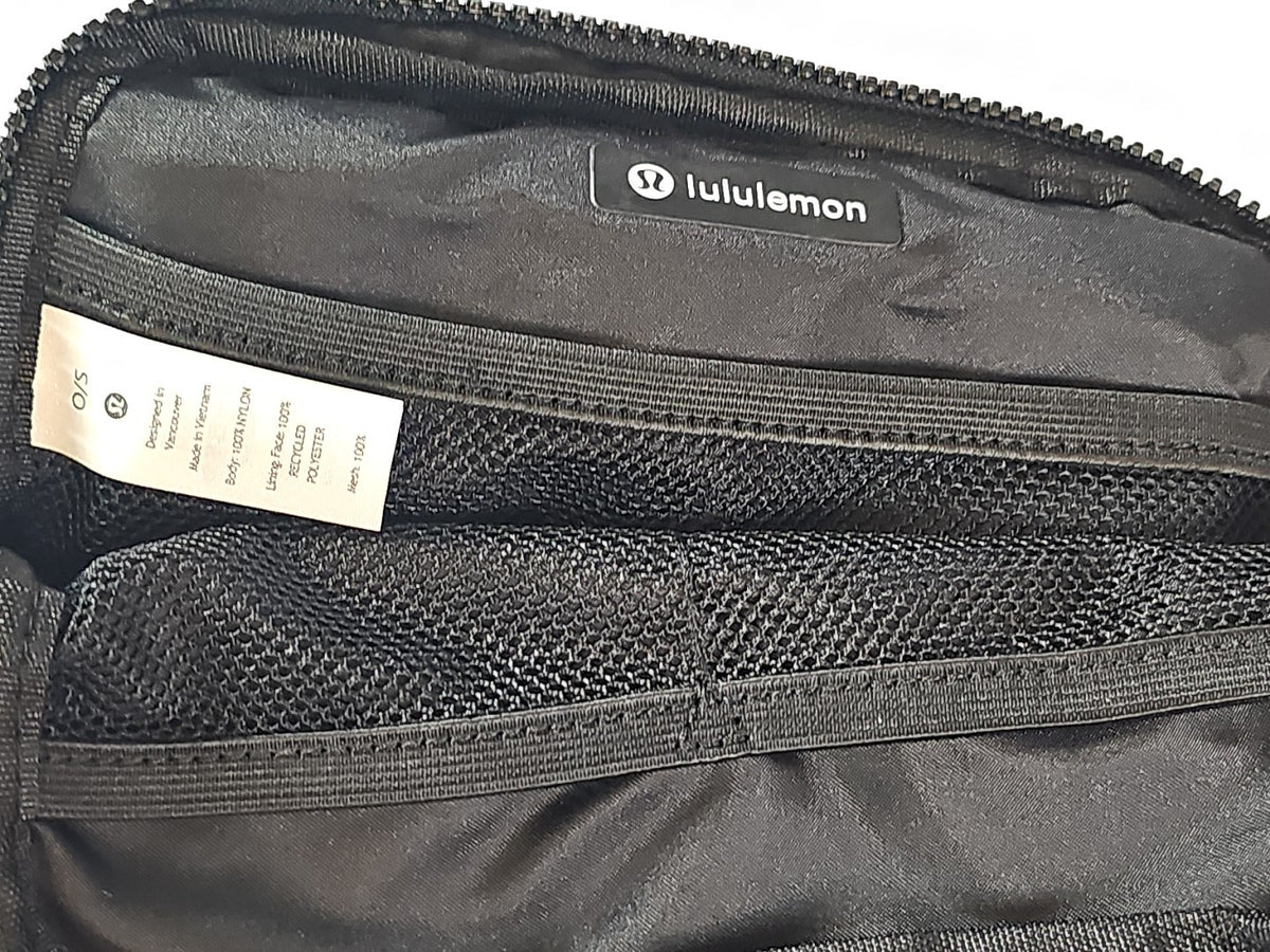 Lululemon Everywhere Belt Bag 1L - Black Matte Logo - New with Tags