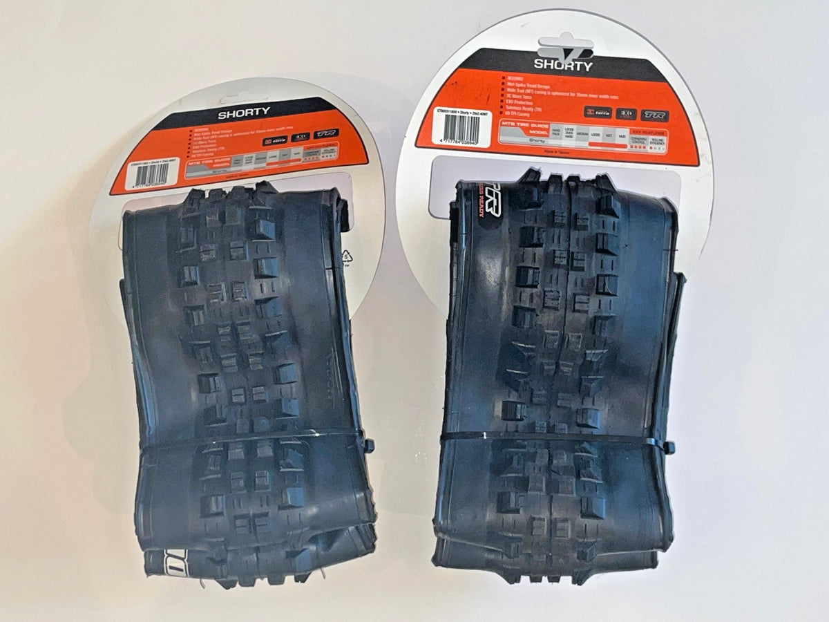 Maxxis Shorty 29x2.40 WT Tubeless MTB Bike Tires Pair for Mud and Trail