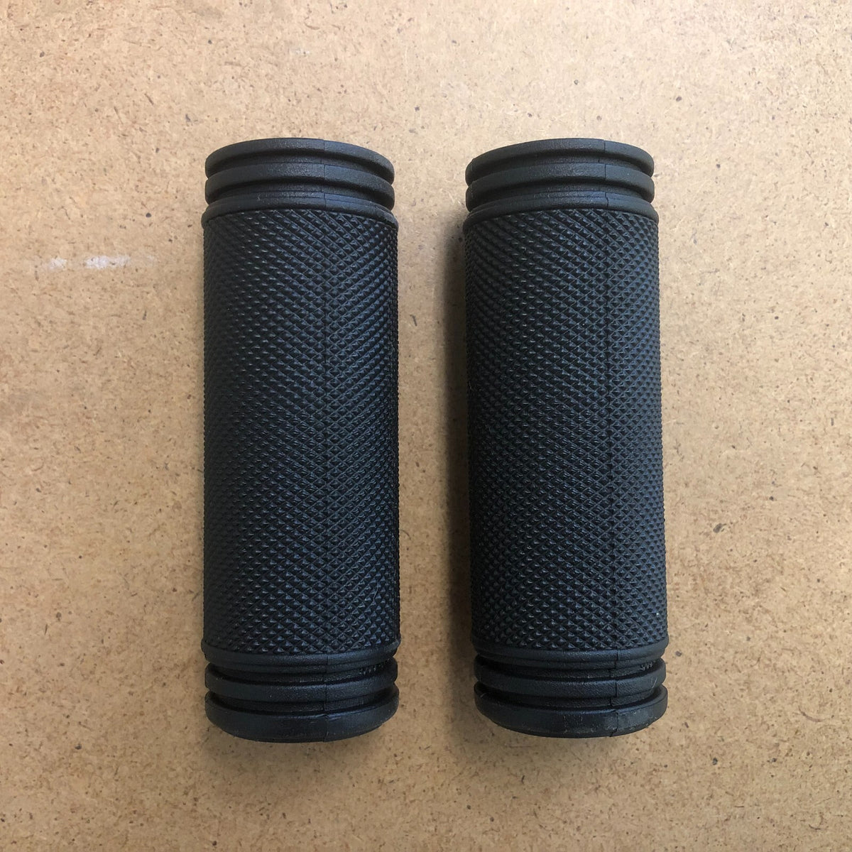 Bike Handlebar Grips Rubber Closed End Handlebar Grips - Multiple Sizes
