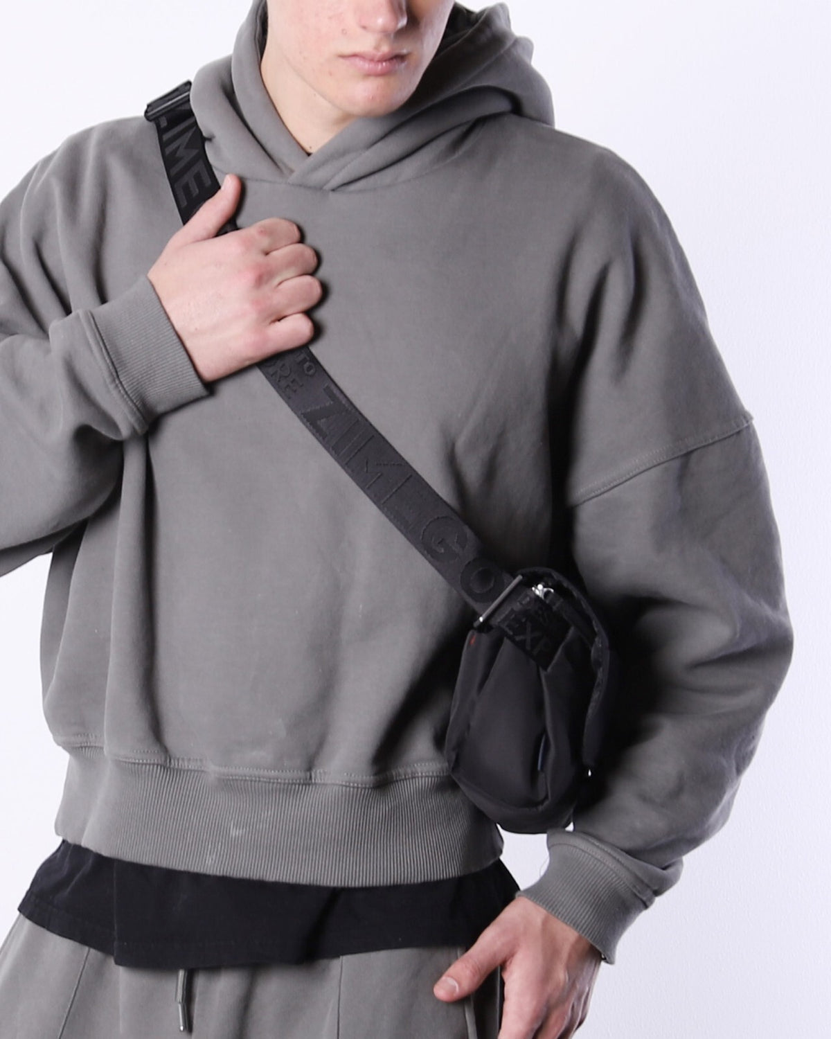 Crossbody Sling Bag Waist Fanny Pack for Travel Men Women