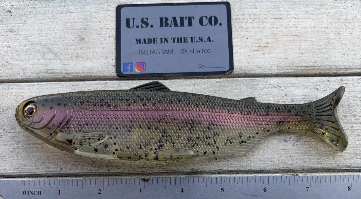 8-Inch Weedless Swimbait with Wedge Tail for Freshwater Fishing - Clear Pepper Stock Trout