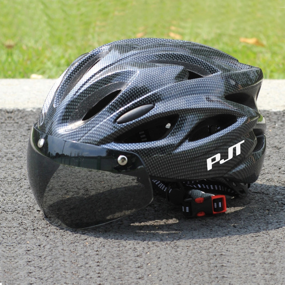 Lightweight Cycling Helmet with Magnetic Goggles for Adults 56-61cm
