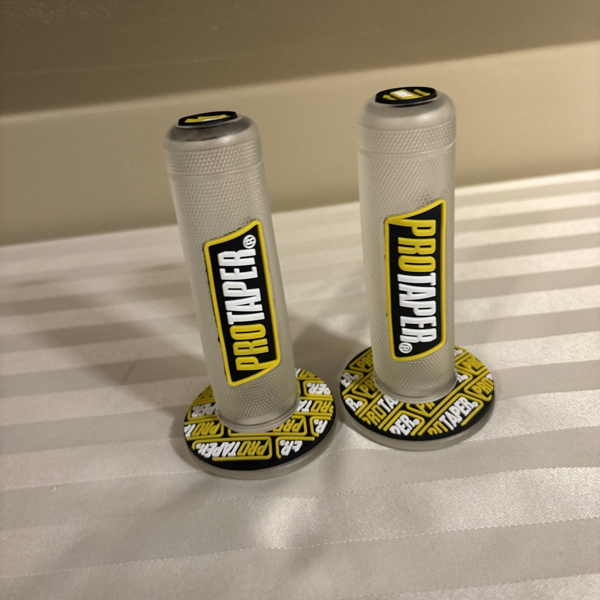 7/8-Inch Motorcross Handlebar Grips - Rubber Handlebar Set for Dirt Bikes, Yellow