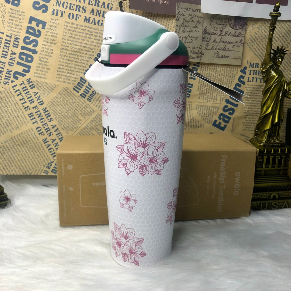 30oz Insulated Water Bottle with Floral Design - Leakproof & Durable