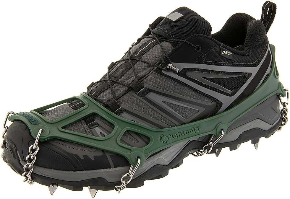 Traction Crampons for Snow and Ice - Medium, Green