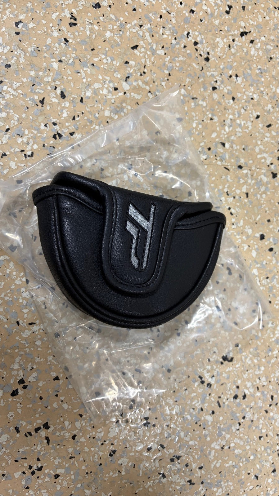 Golf Putter Headcover Magnetic Mallet Putter Cover Black Silver