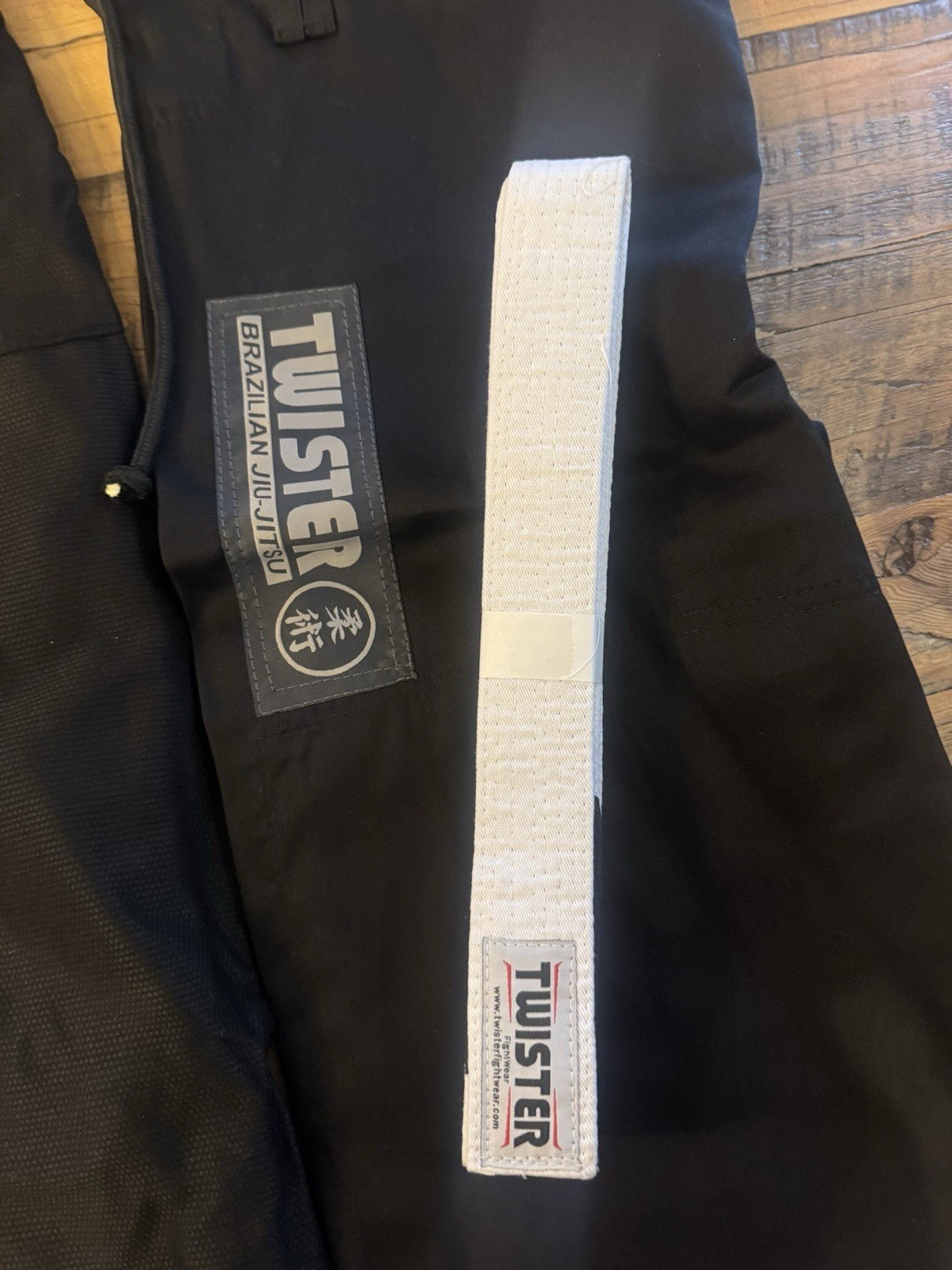 Jiu-Jitsu Uniform Black Jacket & White Belt - A4 Size, Unisex