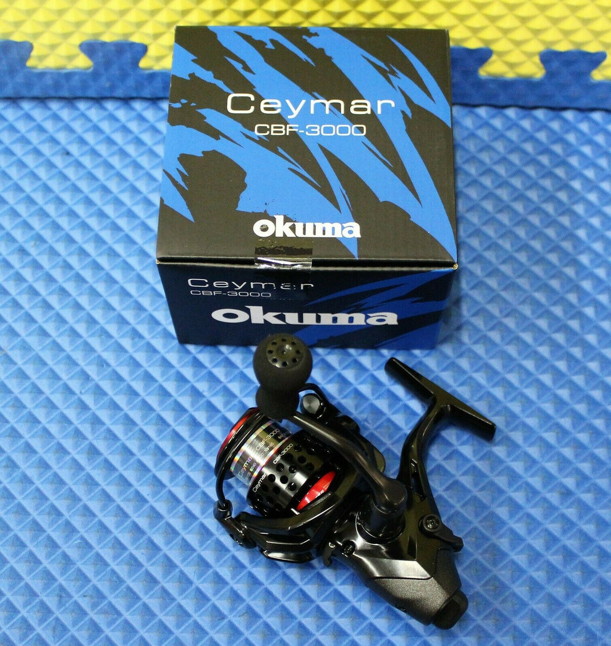 Okuma Ceymar Baitfeeding Spinning Reel - Multiple Sizes