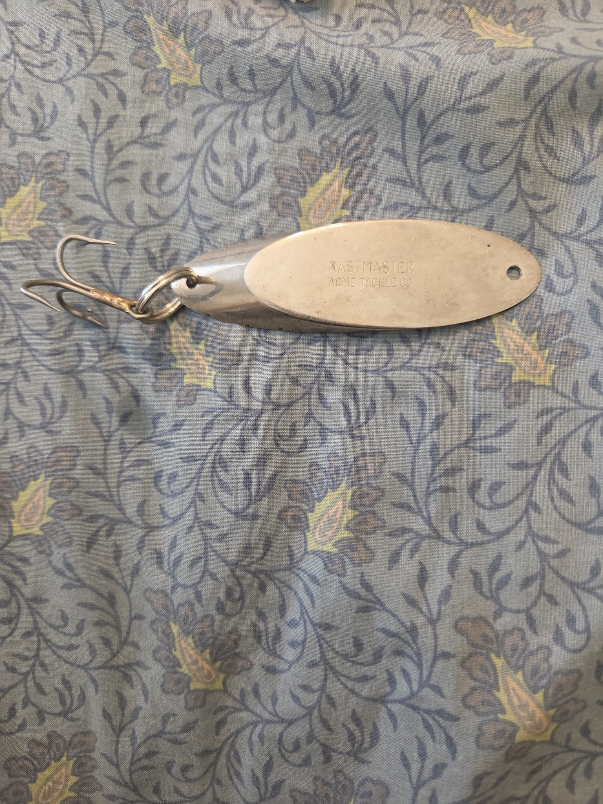 Fishing Spoon 3/4 oz. Saltwater-Resistant, Multiple Colors, Long Cast Design