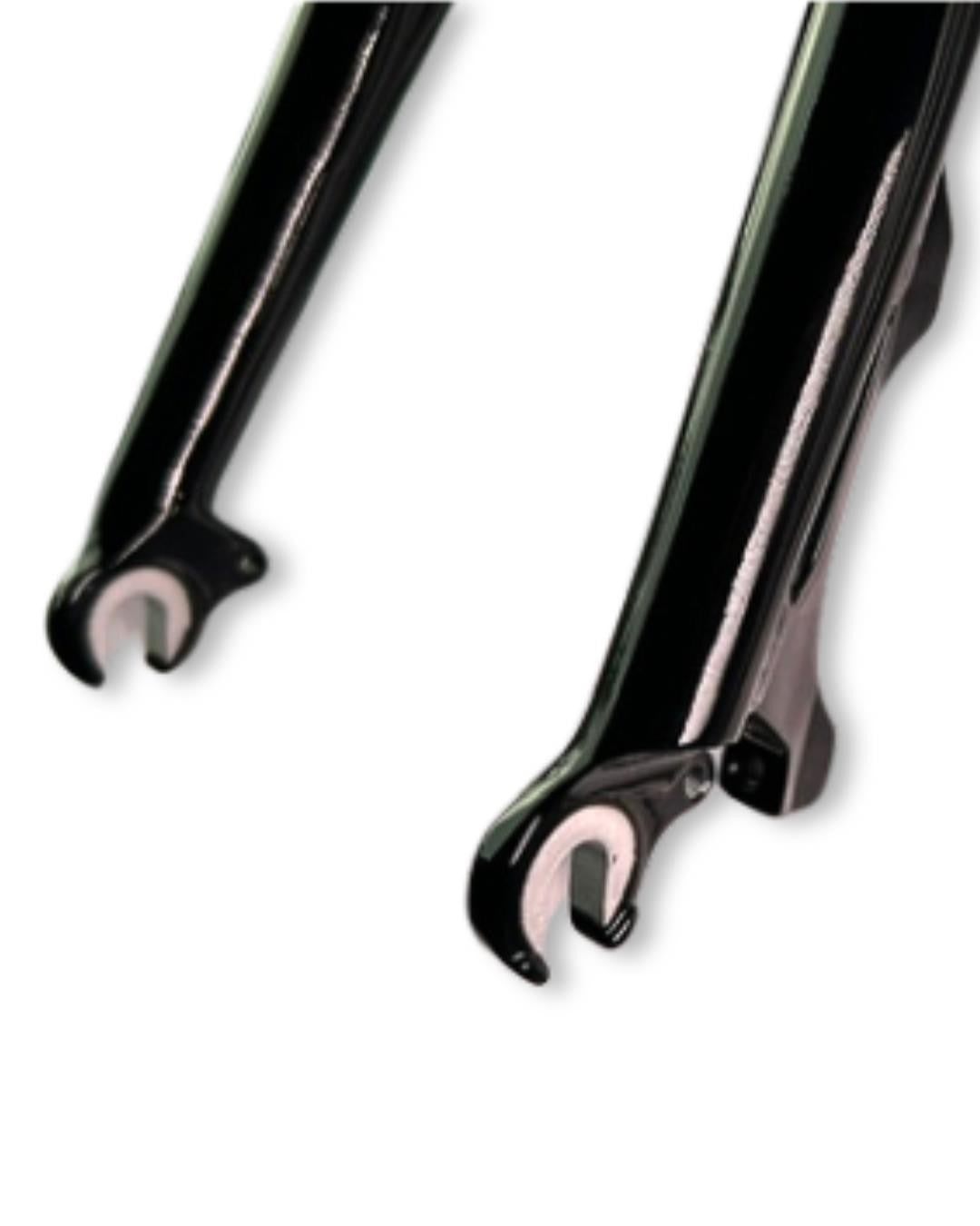 700C Alloy Bike Fork - Threadless Rigid Disc Brake Compatible 100mm QR - Gloss Black