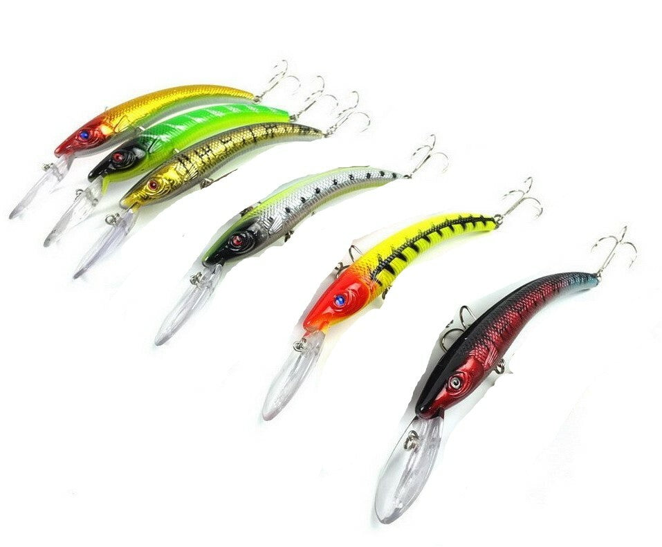 Deep Diver Crankbait for Walleye and Predator Fish - 6 Inch Fishing Lure