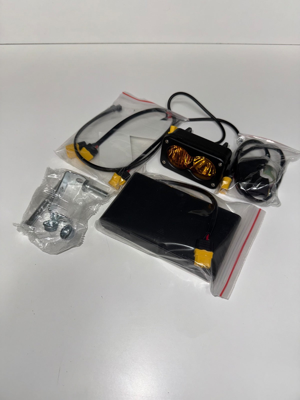 12V Amber LED Baja Light with Battery Pack for Off-Road Vehicles