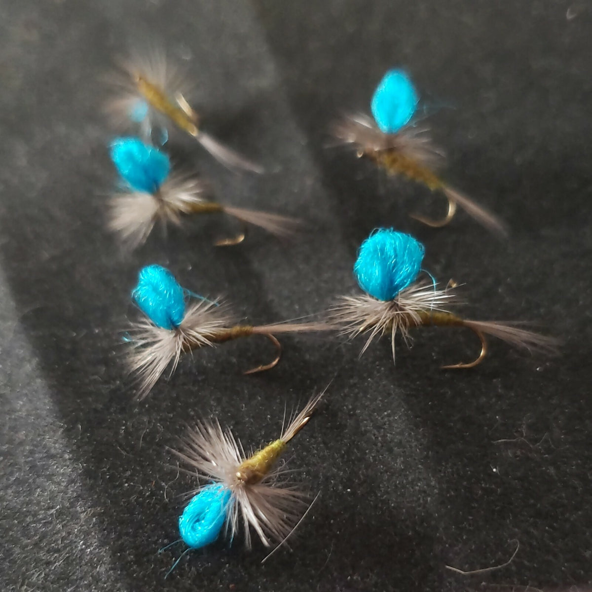 Trout Dry Fly #14 BWO Blue Wing Olive Parachute Fishing Flies - Hi Vis