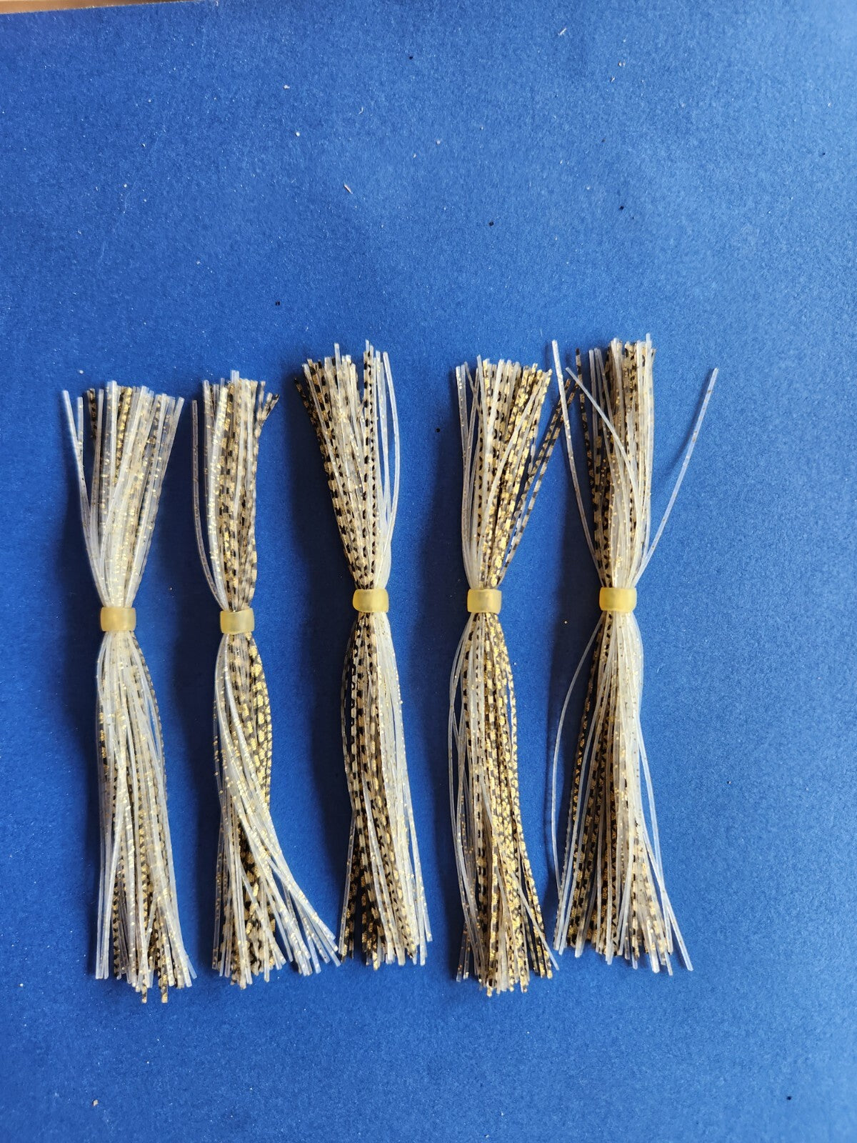 Silicone Fishing Skirt for Spinnerbaits and Jigs - Gold Fish Scale 5 Inch