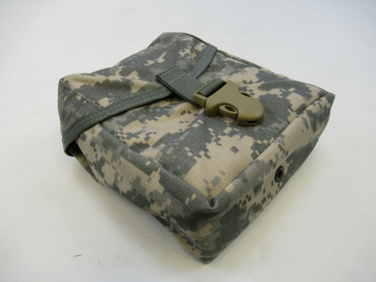 Large Military-Style Magazine Pouch for 7 Magazines ACU Camouflage