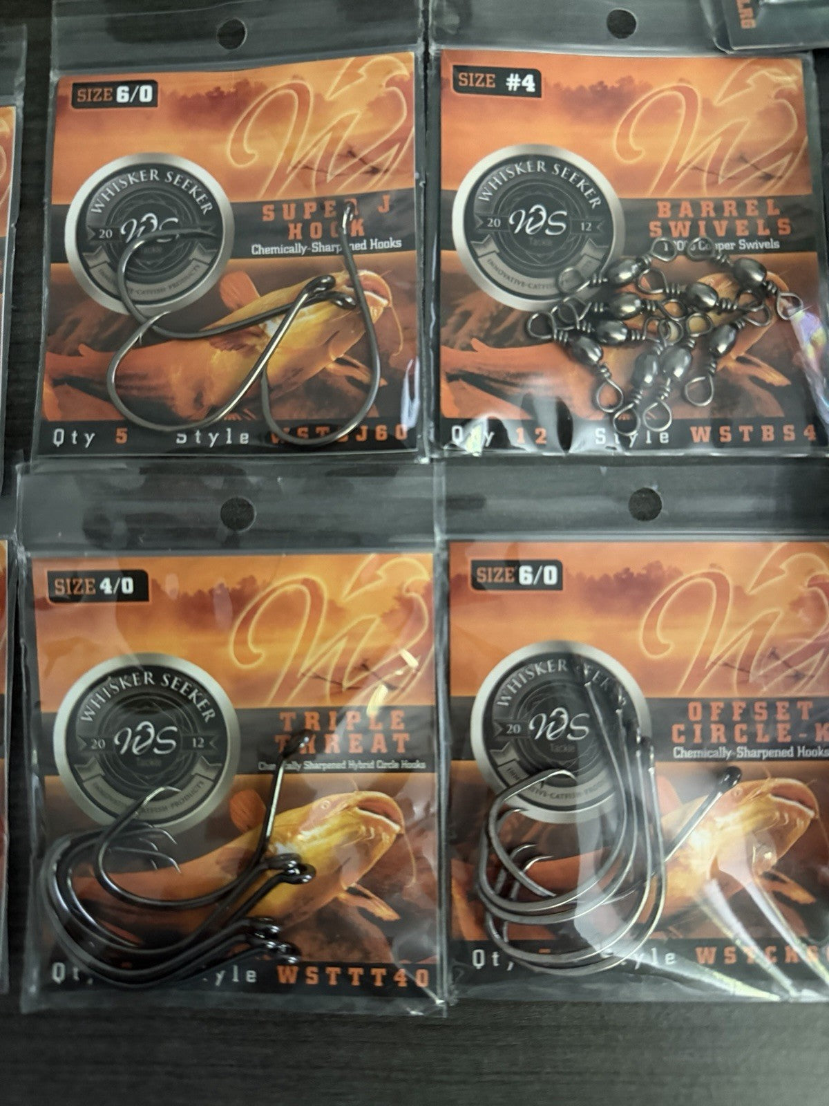 Fishing Rigs & Hooks Kit - Catfish, Floats, Rattlers, Beads, Swivels & Clips