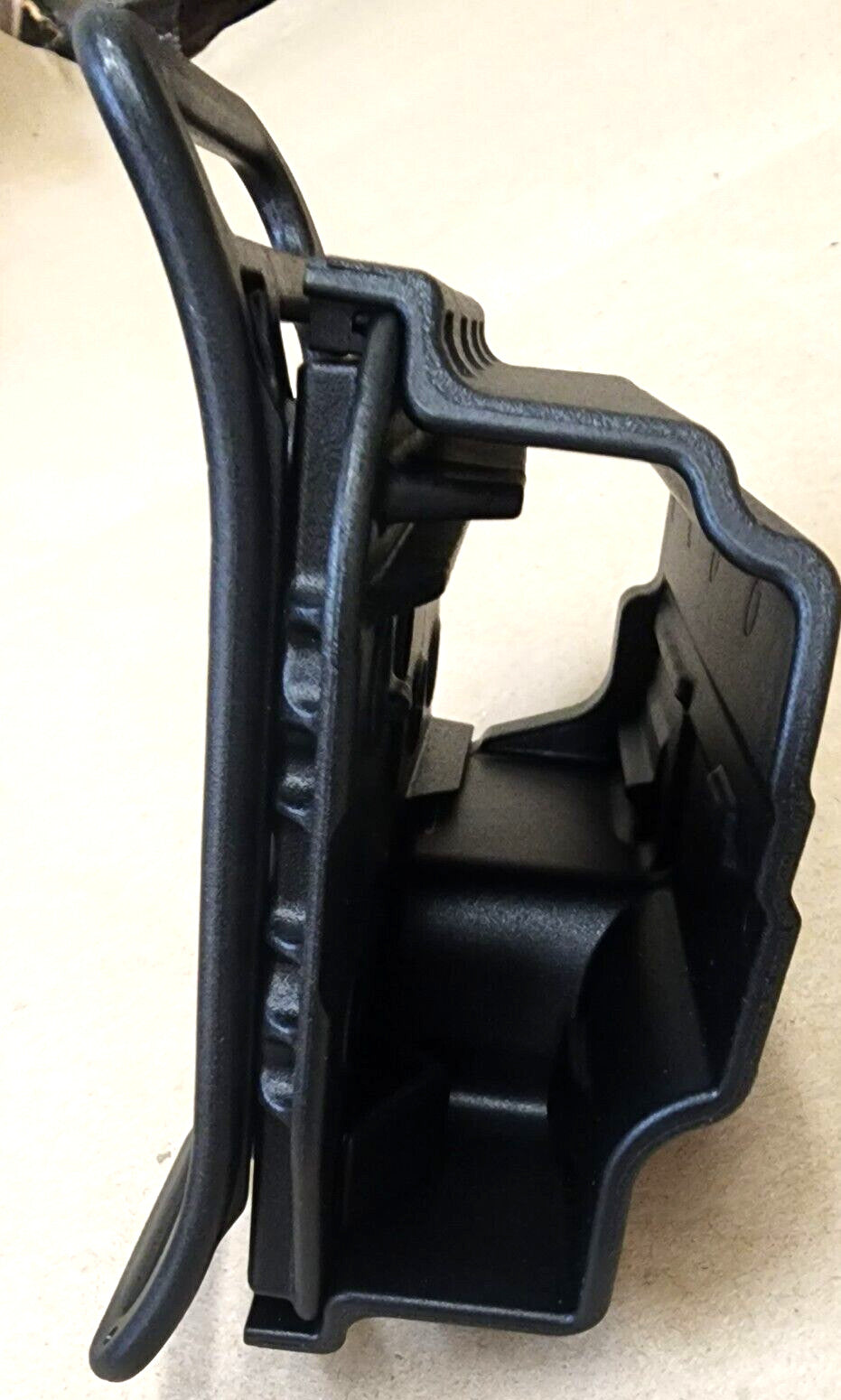 Uncle Mike's Concealed Carry Holster for Springfield XD & XDM Compact - Right Hand, Black, OWB