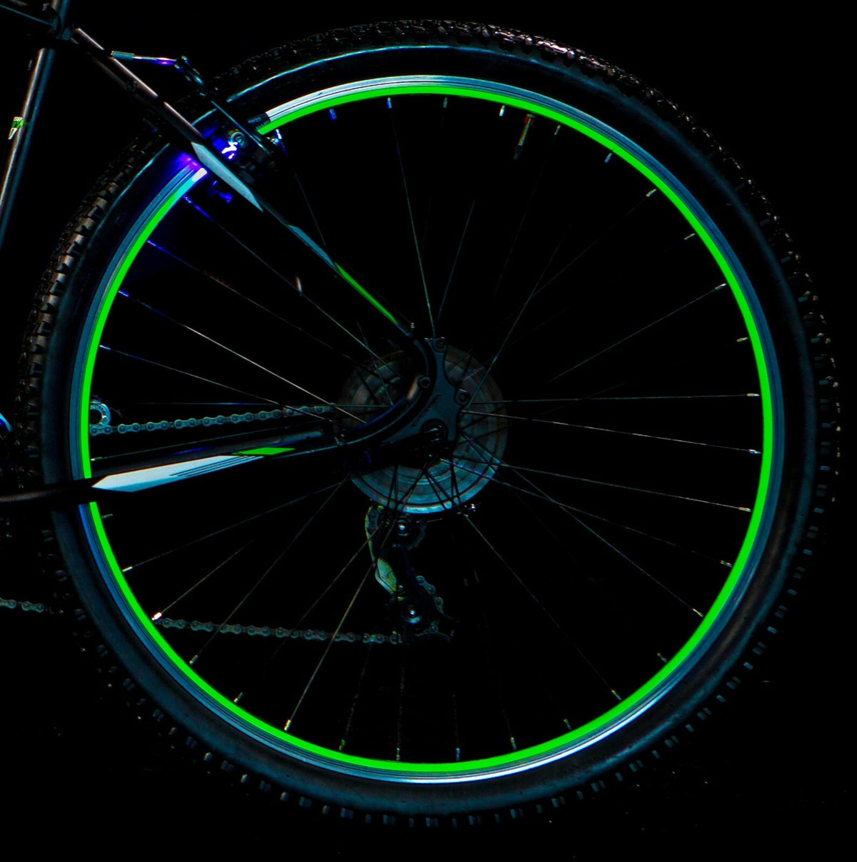 Glow in Dark Bicycle Rim Lights Kit with UV Activation - Green