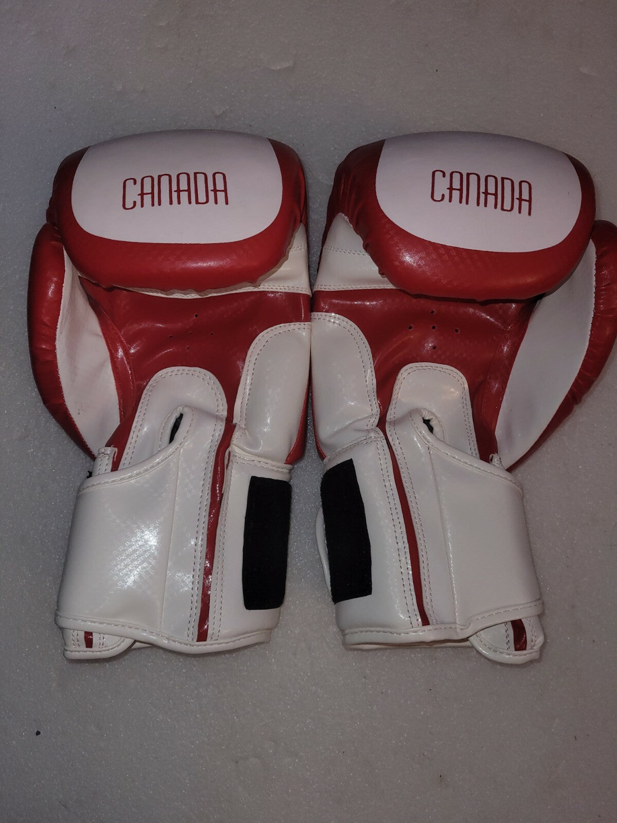 Kickboxing Gloves 16 oz Carbon Strike Canada Flag Maple Leaf Martial Arts Equipment