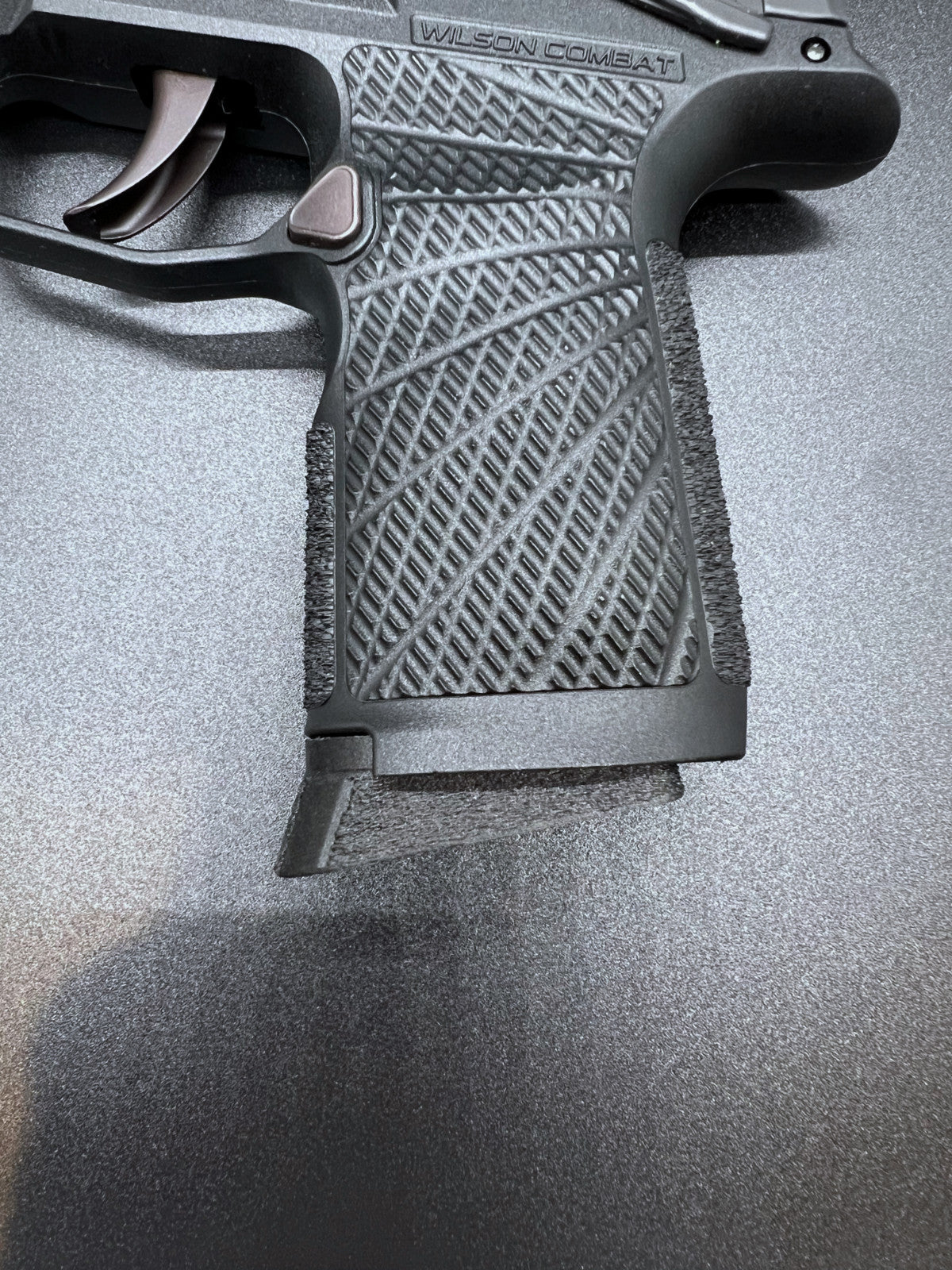 P365 Magazine Adapter with Pinky Extension for Sig Sauer 10-Round Magazines