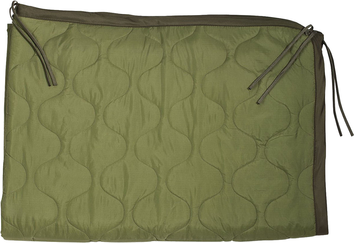 Military Poncho Liner Woobie Blanket with Ripstop Nylon and Polyester Fill