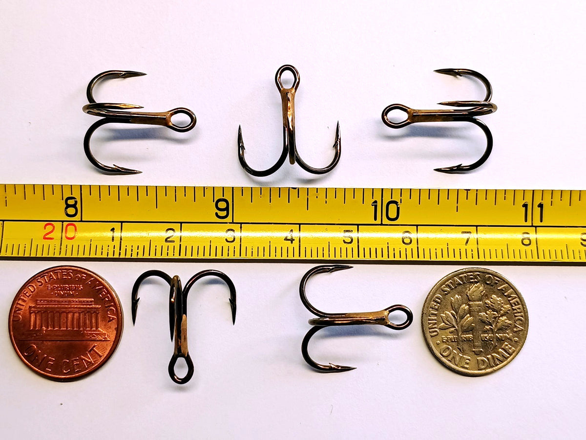 Bulk VMC Short-Shank Treble Fishing Hooks Size 5 - Bronze, 100 Pack