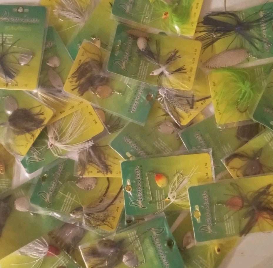 Fishing Lure Assortment Set - 36 Spinnerbaits and Buzzbaits for Freshwater Fishing