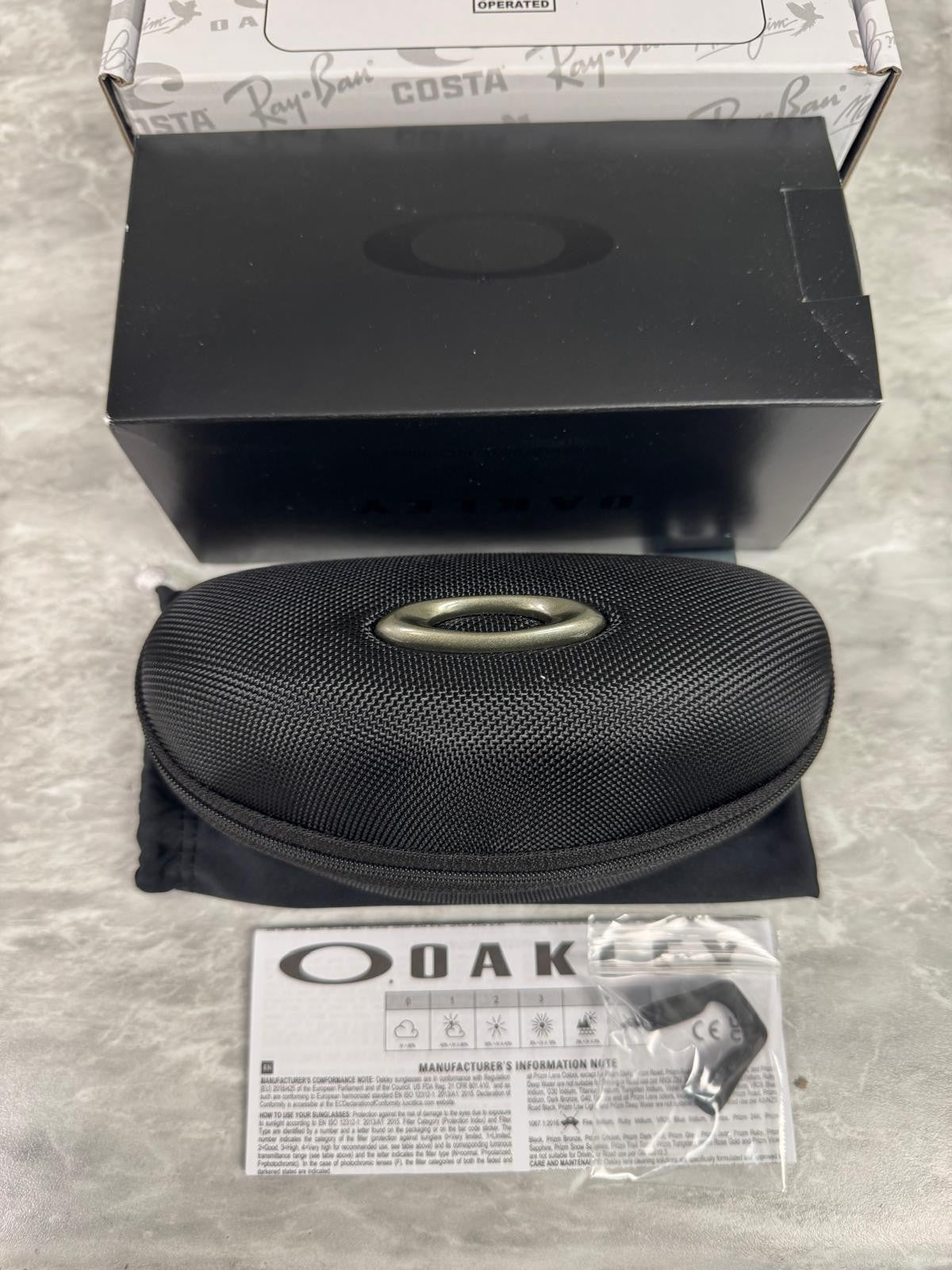 Oakley Sutro S Matte Carbon Sports Sunglasses with Prizm Black Lens