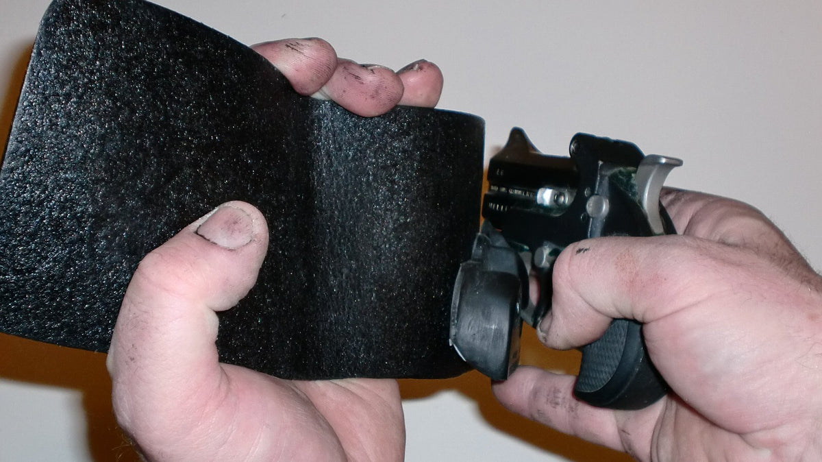 Wallet Holster for Bond Arms Derringers - Concealed Carry Pouch