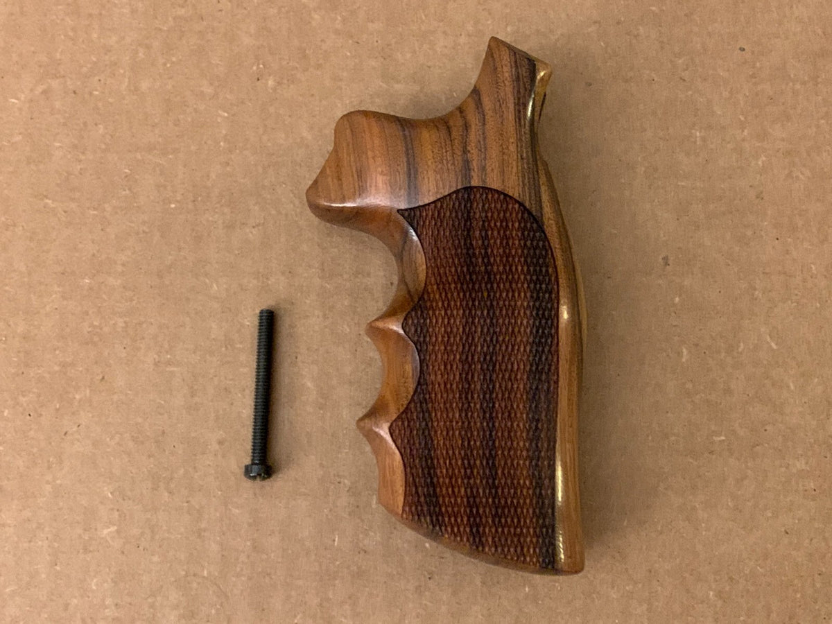 Pistol Grip Wood Grips for Dan Wesson Small Frame Revolvers - Checkered Pau Ferro