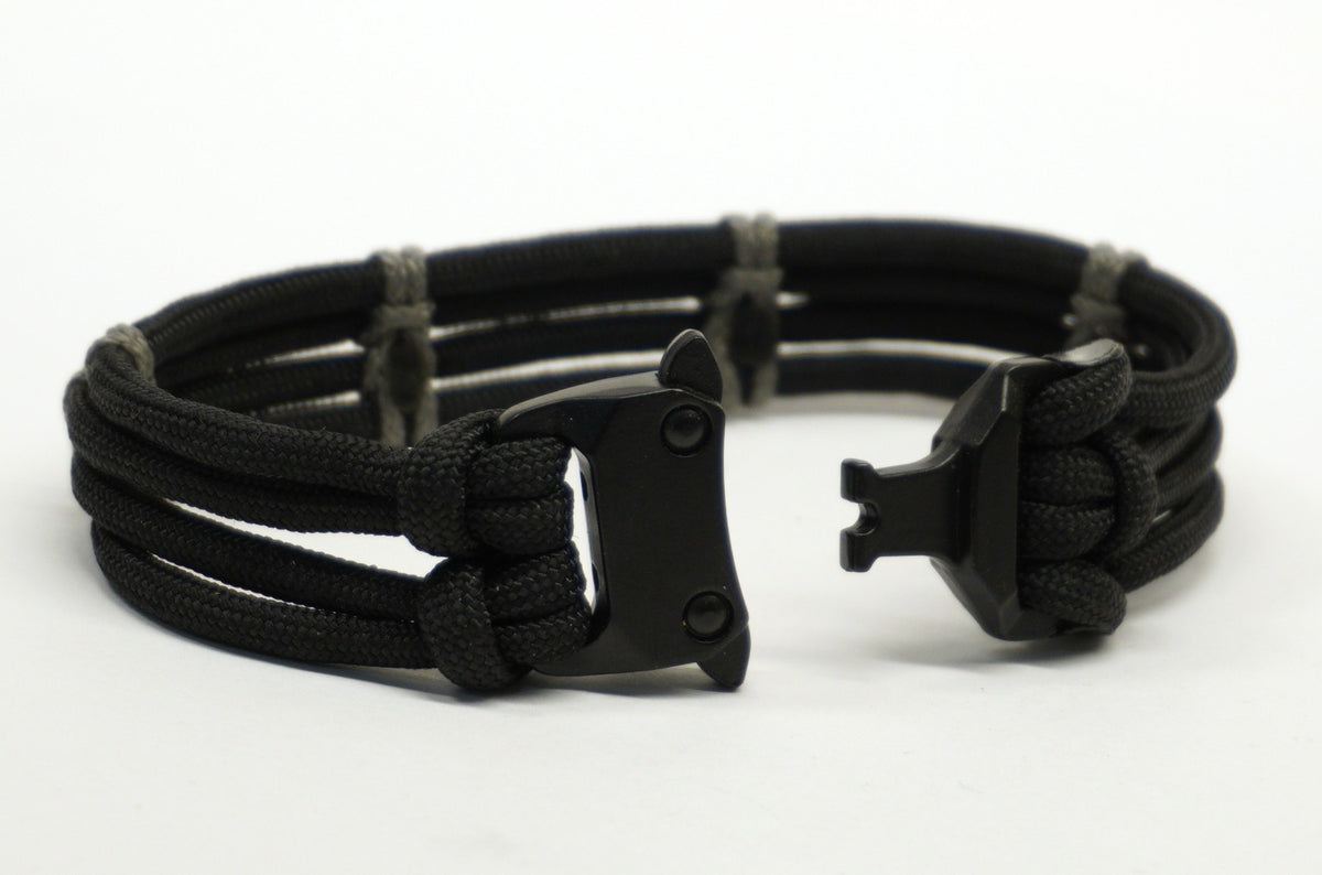 Mini Tactical Paracord Buckle - Matte Black, Silver & Chrome