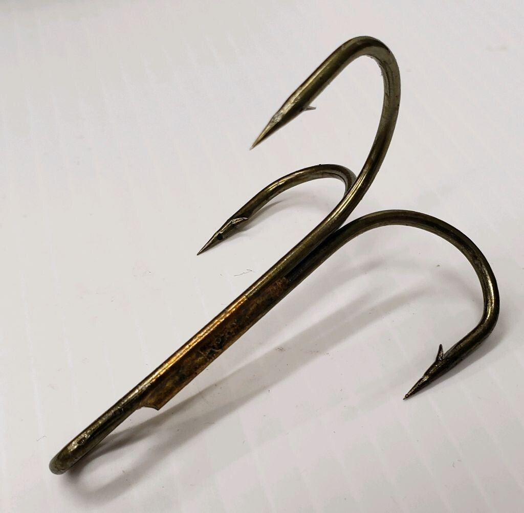 Bronze Treble Hooks 10/0 - 36 Pack for Fishing, Trolling & Gators