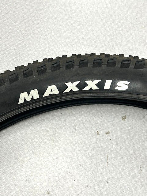 27.5 Inch Mountain Bike Tire Maxxis Rekon Plus Tubeless Ready Folding Tire