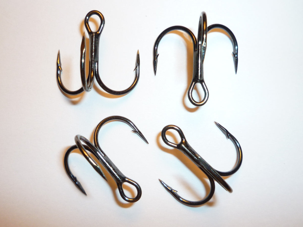 100 Black Short-Shank Treble Fishing Hooks Size 3 - Strong & Sharp