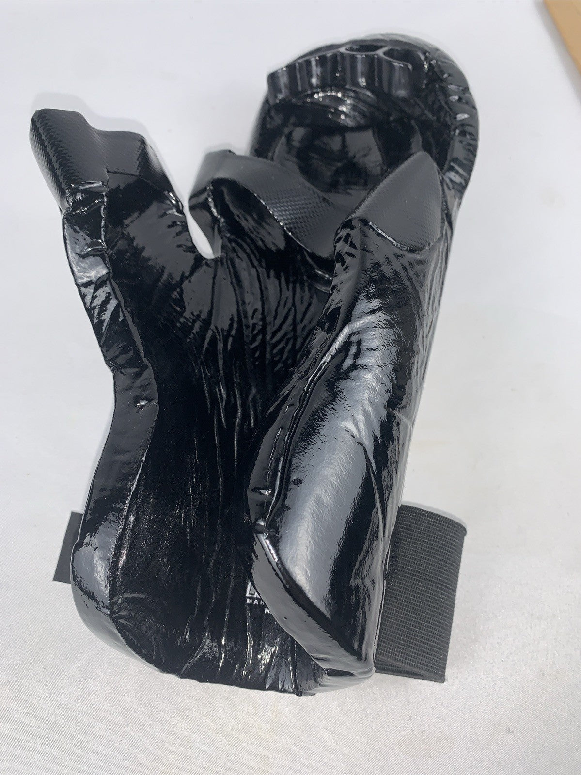Martial Arts Sparring Gloves - MMA Kickboxing Hand Protectors for Training