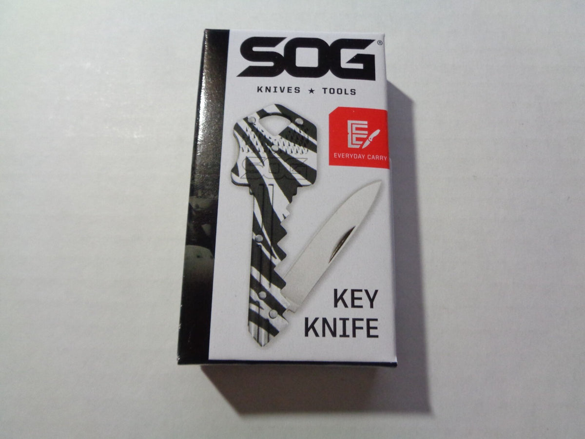Stainless Steel Keychain Folding Lock Blade Knife - Portable Pocket Knife