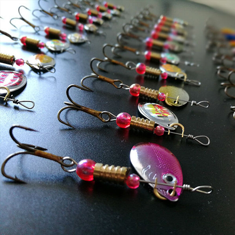 30PCS Sparkling Sequin Fishing Lure Set Artificial Spinnerbait Baits