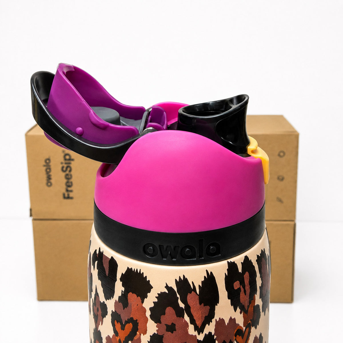 32oz Leopard Print Water Bottle with Insulation & Leak-Resistant Lid