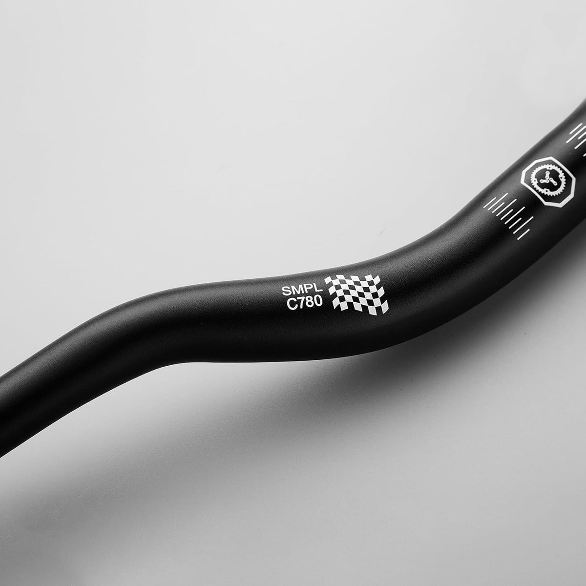 Mountain Bike Handlebar 31.8mm Diameter 50mm Rise 720mm Wide Aluminum