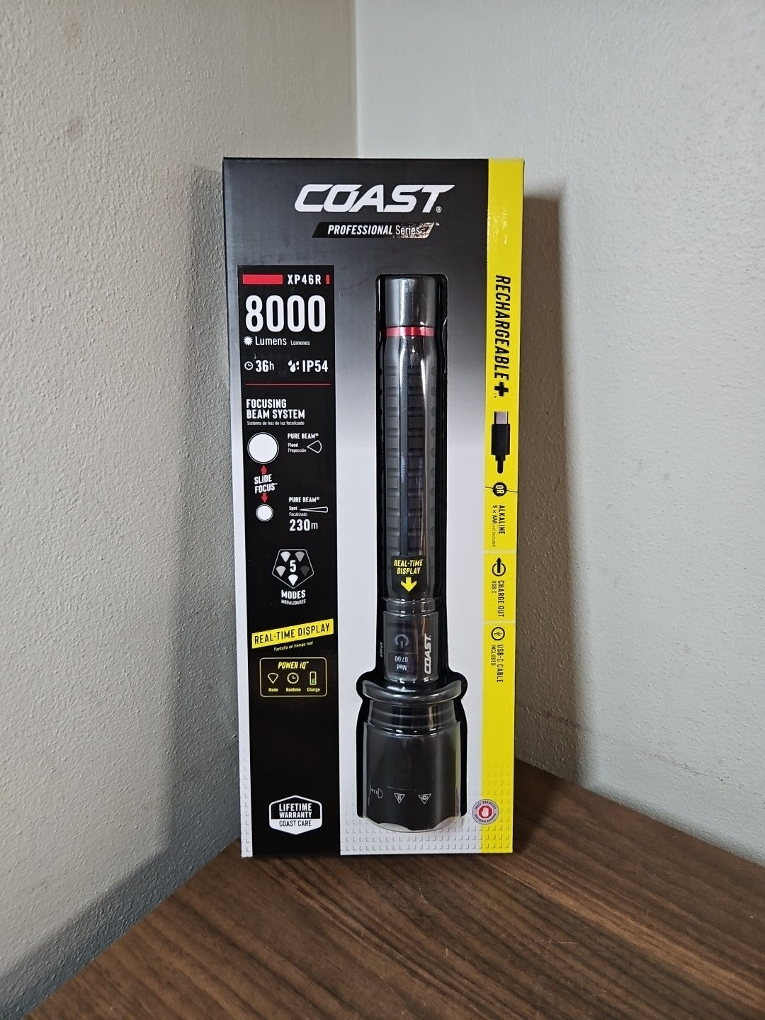 Coast 8000 Lumens Rechargeable LED Flashlight XP46R