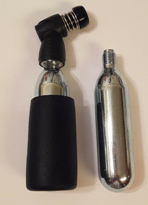 CO2 Inflator Mini Chuck Pump Bike Tire with 2 16g CO2 Cartridges Kit