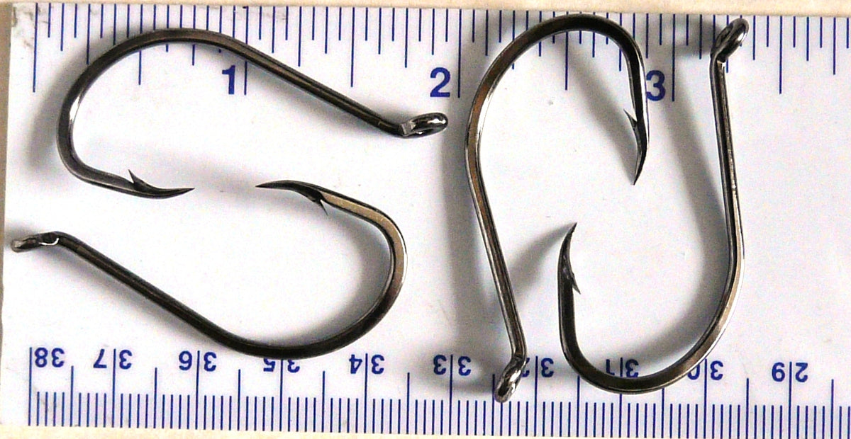 50 Pack Black Octopus Fishing Hooks 5/0 for Live Bait - Durable & Reliable