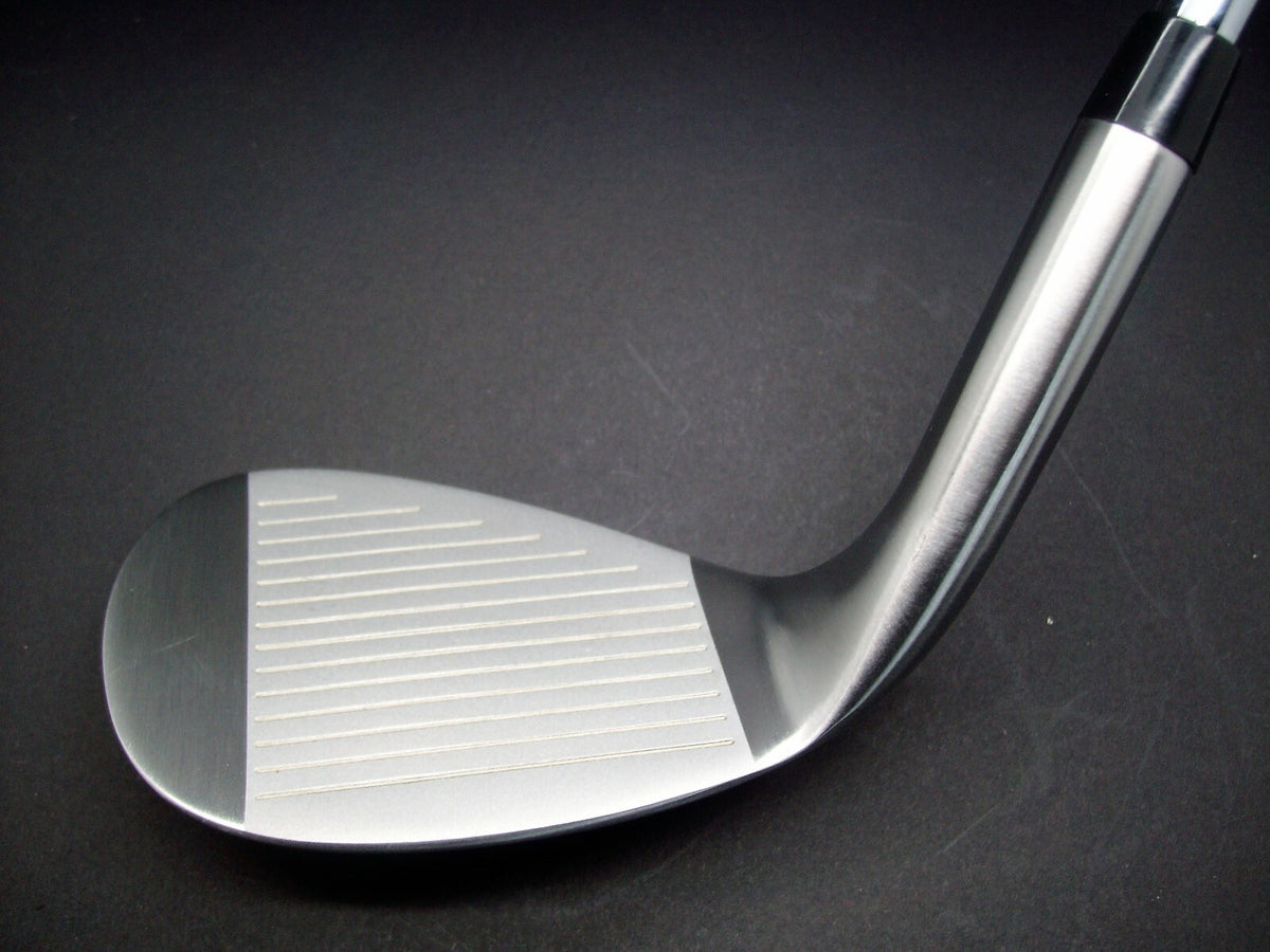 Ladies Golf Wedge with Pink Graphite Shaft - Versatile Loft Options for Right-Handed Play