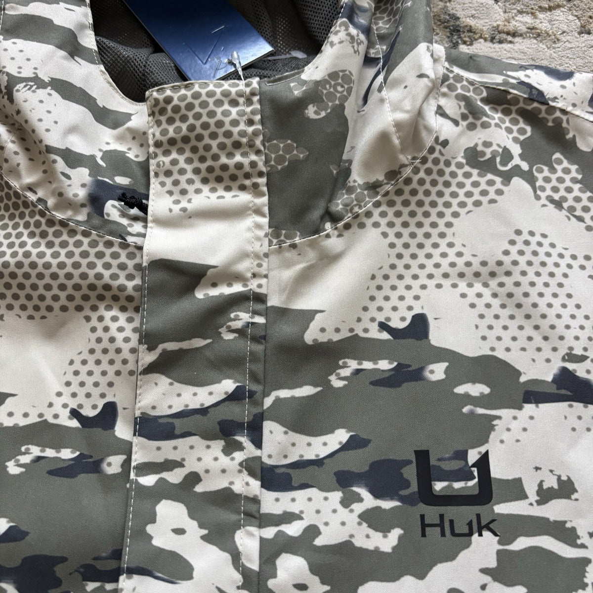 Men's Waterproof Rain Jacket with Breathable Mesh Lining - Moss Camo, Windproof, Small