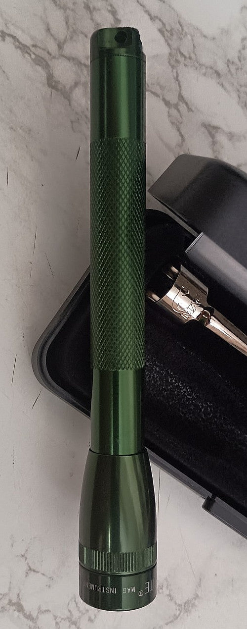 Mini Maglite AAA Flashlight Dark Green Incandescent Pocket Light with Gift Box
