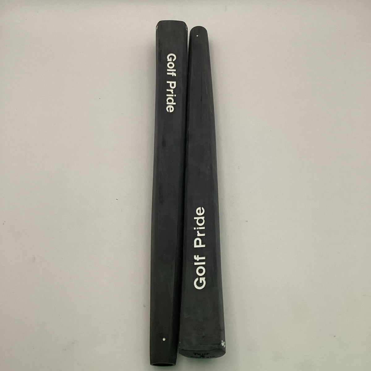 Golf Club Grip Replacement - Black Putter Grips 58R, 2 Pack