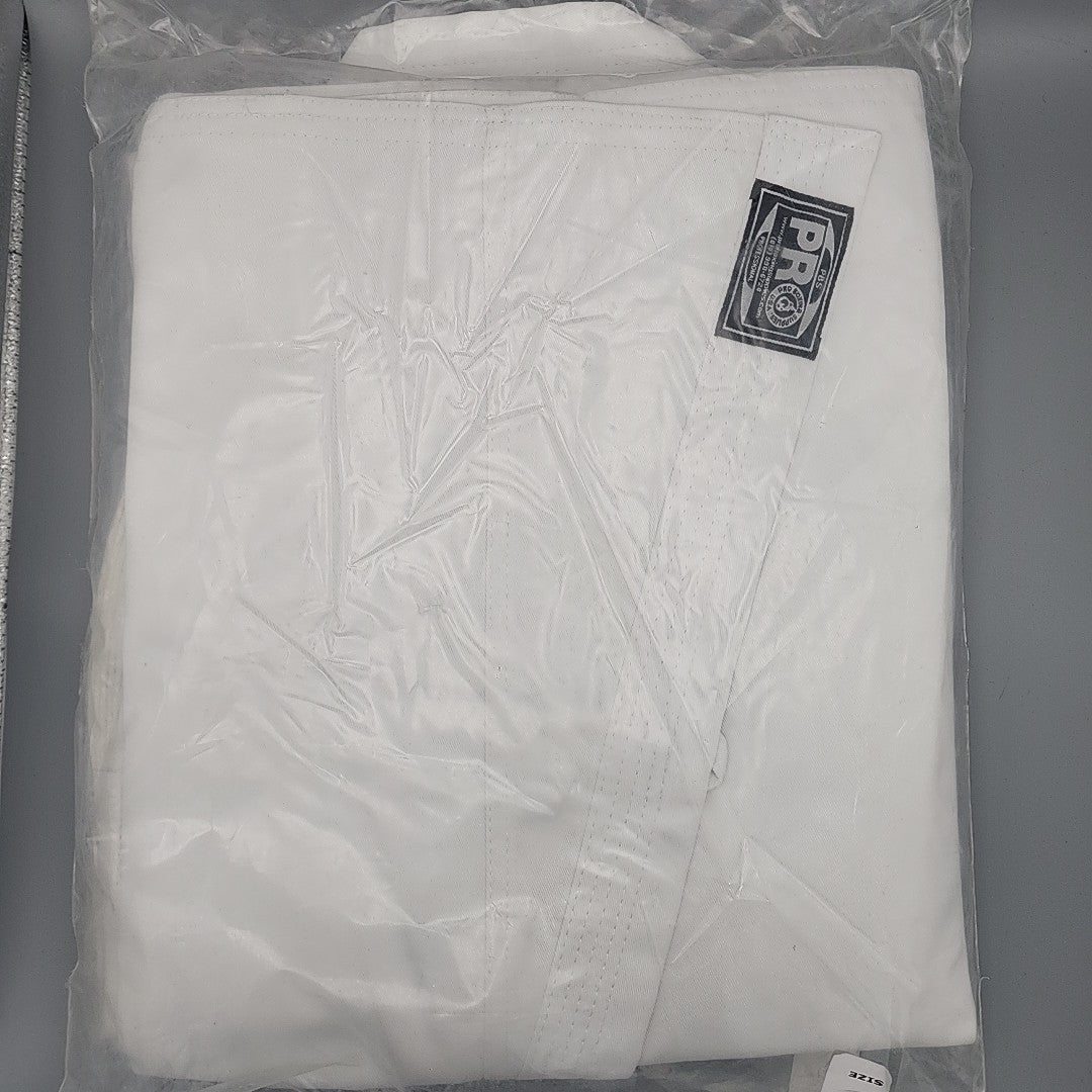 Martial Arts Karate Uniform with White Belt Medium Weight Polyester Cotton Size 4